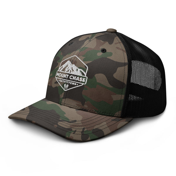 "Mount Chase Outfitters" Camouflage trucker hat z white logo
