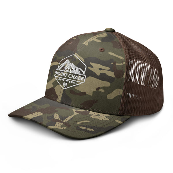 "Mount Chase Outfitters" Camouflage trucker hat z white logo